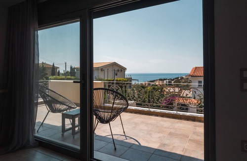 Anavyssos Villa | Adam & Eve Villas