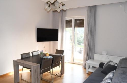 Plaka Apartment | Adrianos Gate View Apartment