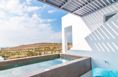 Agios Fokas House | Aegean colors Villa in Tinos