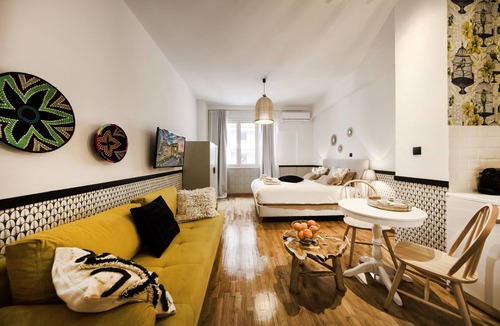 Omonia Apartment | Ag.Konstantinou 2os · Funky boho apartment