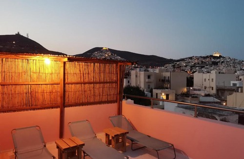 Ermoupoli Apartment | Aiantas