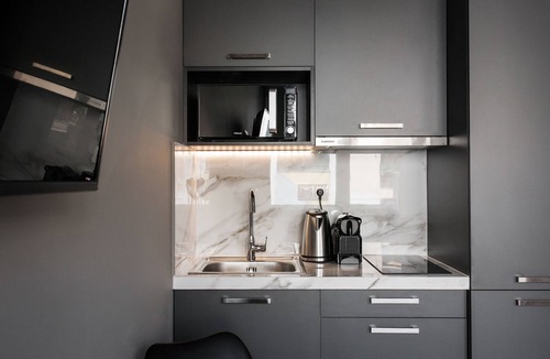 Kinosargous Apartment | Airy Apartment at WYZ Athens