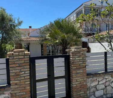 Molos House | Alex's seafront vacation house