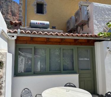 Leonidio Apartment | Alexander House 1