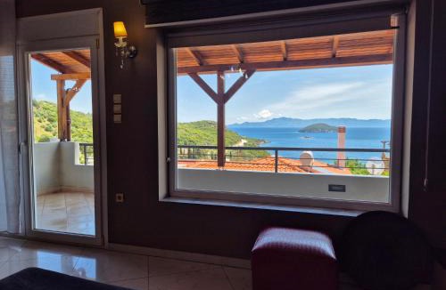Nea Iraklitsa Villa | Alexandros Villa