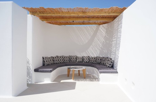 Naxos Town Villa | Alio Suites with private swimming pool (2suites)