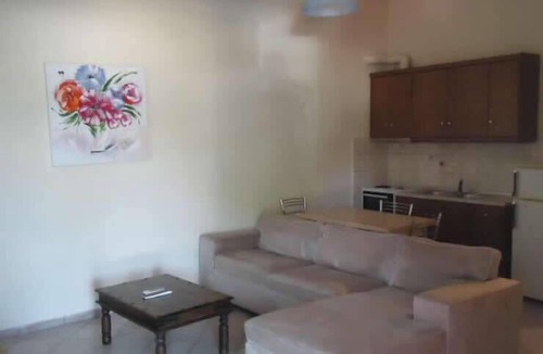Plataria House | Almini 2