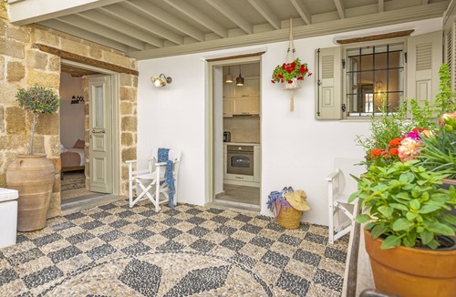 Rhodes Apartment | Amarada City Suites located in an ideal part of the center of Rhodes city