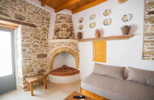 Asklipiio Apartment | Amarantos-Traditional Village House-Apollona