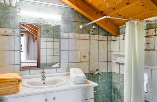 Tsilivi House | Andreolas Luxury Suites