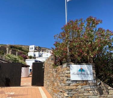 Kipri House | andros prive suites