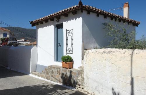 Poros Villa | Anemone Residence