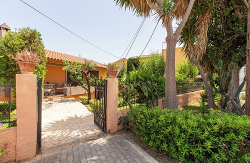 Daratsos Villa | Anna's Sea House near to a sandy beach!
