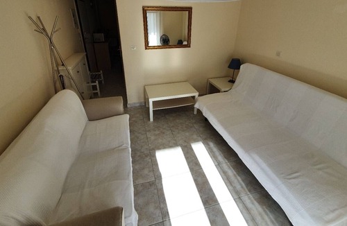 Kallithea House | Anris Dom - A house in a quiet part of the center of Kallithea