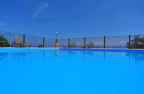 Koutsi Apartment | Antigoni Villa Ena in Longos