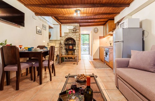 Messini Apartment | Apartment ∙ 1 bedroom ∙ 4 guests