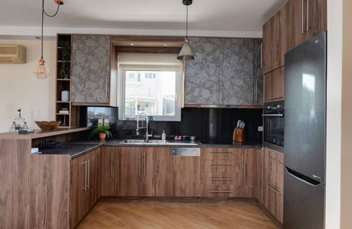 Varkiza Apartment | Apartment ∙ 2 bedrooms ∙ 4 guests