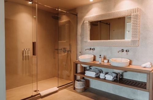 Agios Stefanos House | Apartment 'Comfort Room' with Sea View, Wi-Fi and Air Conditioning