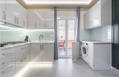 Sidari Apartment | Apartment 'Luxury Stay' with Mountain View, Wi-Fi and Air Conditioning