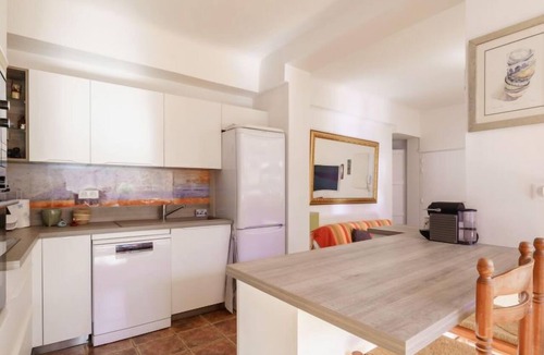 Saint-Jean-de-Luz City Center Apartment | Apartment Orpia by Interhome