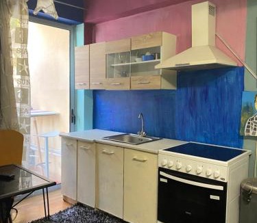 Alimos Apartment | Apartment with barbecue 1 km beach