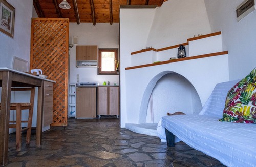 Koumeika House | Apartment with Pool and Panorama View