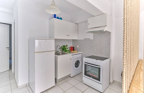 Piso Livadi House | Aphrodite | 1 Bedroom Apartment with partial Sea View and Patio, Cleopatra Homes Paros