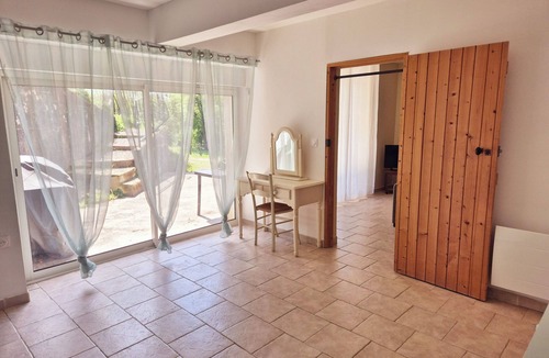 Brigueuil Apartment | Apparently T2