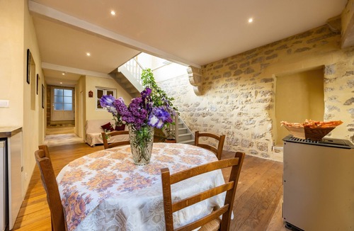 Bazas Apartment | Appartement Andraut - Bazas - Wifi, 2 Bedrooms, Terrace, City Center