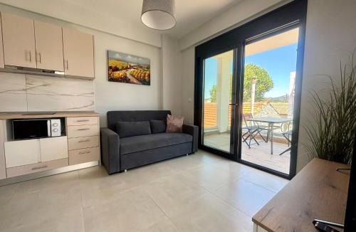 Paralia Ofryniou Apartment | Ariadne Complex Apartment AD7-08