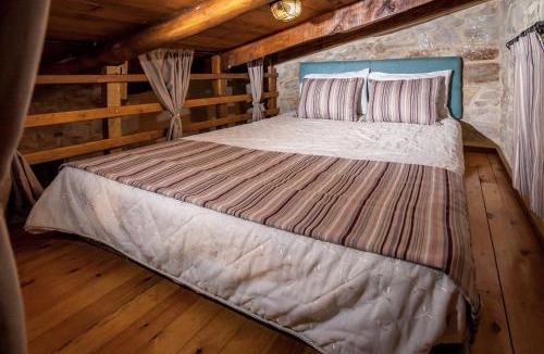 Plouti House | ARISTIDIS'S PLOUTI MOIRES