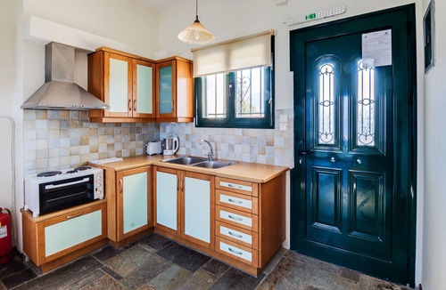 Stavros Apartment | Astonishing sunset and sea view 4