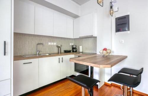 Alimos Apartment | Athena's South Apartment