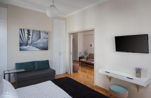 Ampelokipoi Apartment | Athenian Heritage Residences