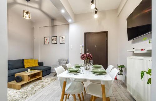 Petralona Apartment | Athenian Petralona Suite near Athens City centre