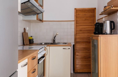 Athens Apartment | Athens' Gem: Fun, Sun & Your Koukaki Run!