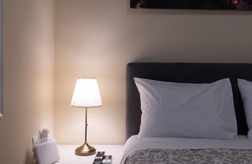 Plaka Apartment | Athens Luxury House