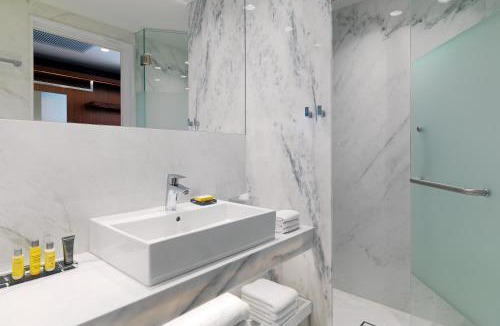 Palaio Faliro Hotel | Athens Marriott Hotel