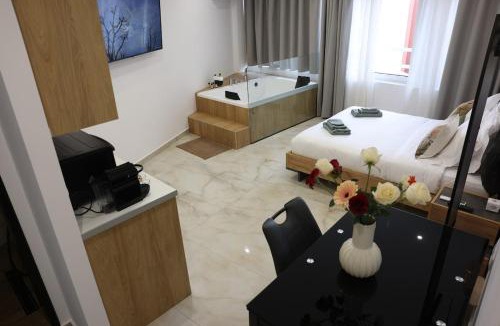 Psirri Apartment | AthenSky 2