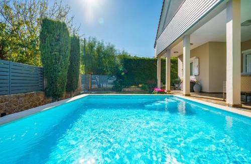 Oropos Villa | Athina Sea Villa Close To Athens