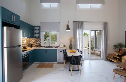 Apolpaina Villa | Athiri Villa just 2km from Lefkada city center