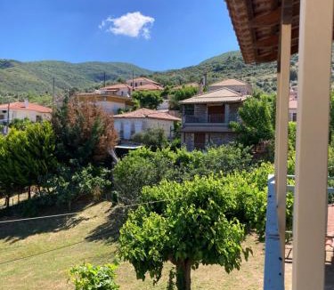 Zakharo House | Au son des cloches