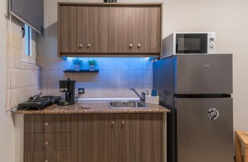 Marmari Apartment | Aurora Apartment, Room 2 - Cozy, close to the beach