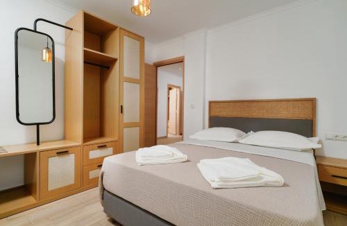 Kinyra Apartment | Avli 1976