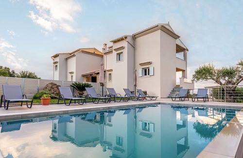 Potamos Apartment | Avra House Shared Pool By Filoxenia Villas
