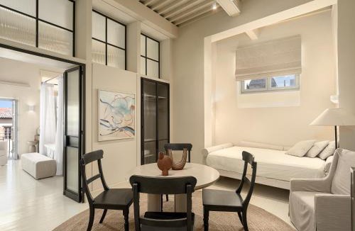 Old Town Hotel | AZADE Chania