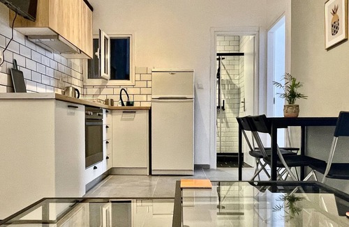 Petralona Apartment | B&B house apartments