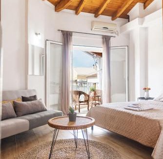 Molos Apartment | Balkonaki Studio
