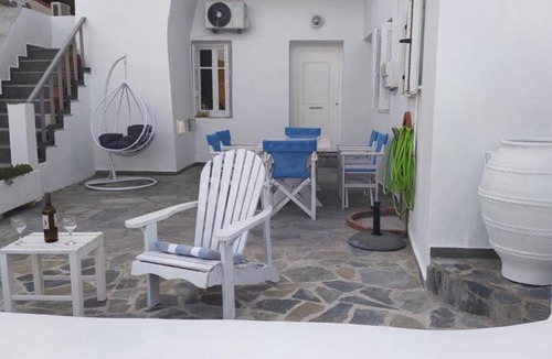 Apikia House | Beach House Paraporti