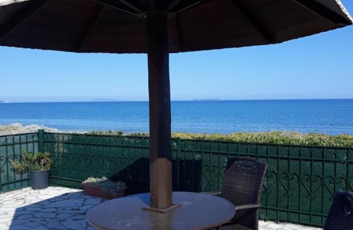Almiros Beach Villa | Beach villa Athanasia